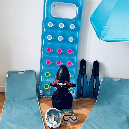 아파트 2 Bedroom Flat With Sea View And Huge Terrace *