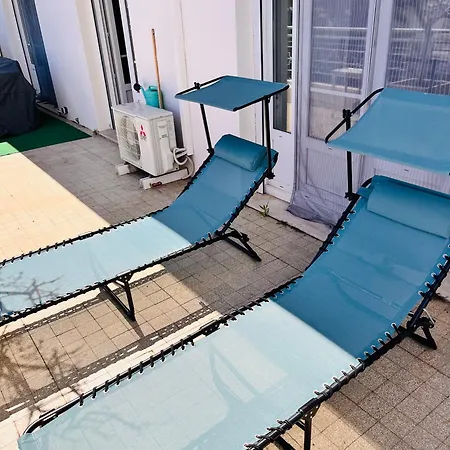 2 Bedroom Flat With Sea View And Huge Terrace *